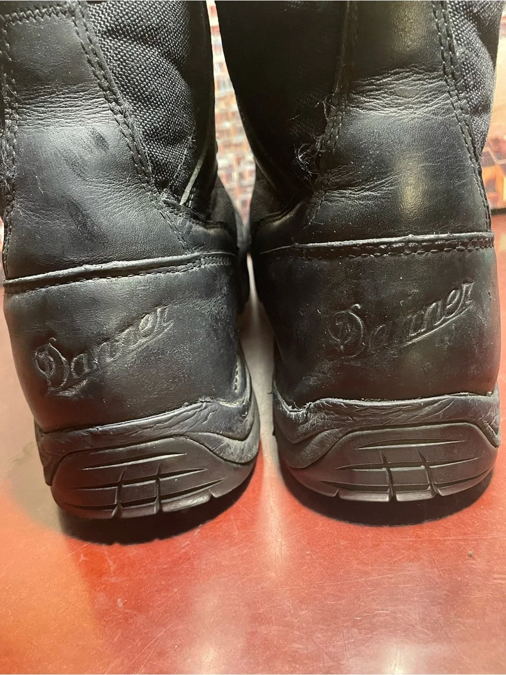 Danner Men's Striker Torrent 8